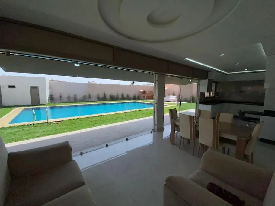 Villa Familiale Avec Piscine A Agadir Golf Maroko